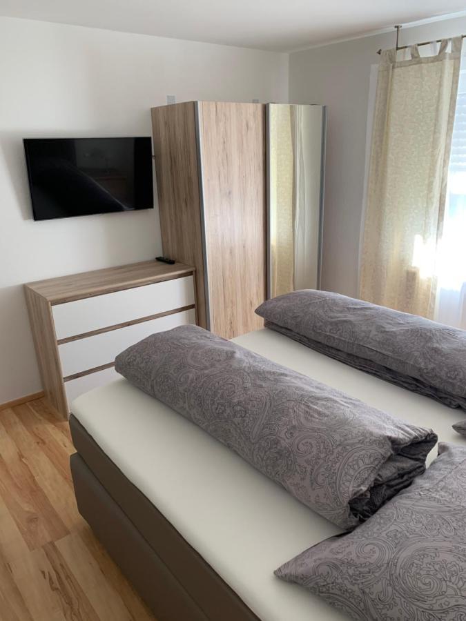 Ferienwohnung Am Tuniswald ランゲナルゲン エクステリア 写真